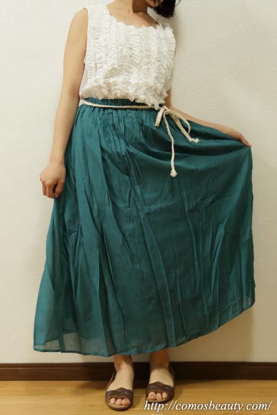【楽天市場】オシャレウォーカーのフリルタンク×ふわさらロングスカート